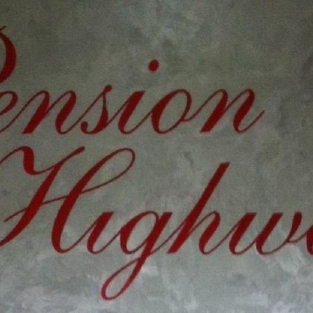 Pension Highway Vinckestrasse Bunde Bagian luar foto
